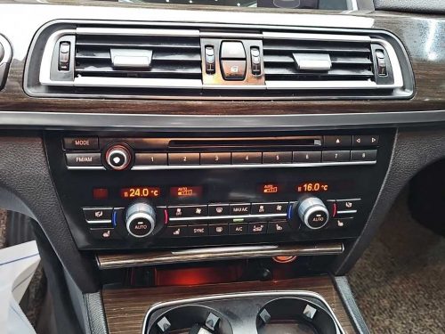 BMW 7시리즈 (F01) 750 사진 10