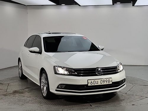 폭스바겐 뉴 제타 2.0 TDI 블루모션 프리미엄 사진 2