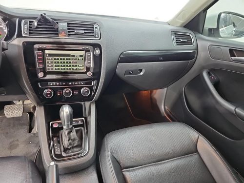 폭스바겐 뉴 제타 2.0 TDI 블루모션 프리미엄 사진 9