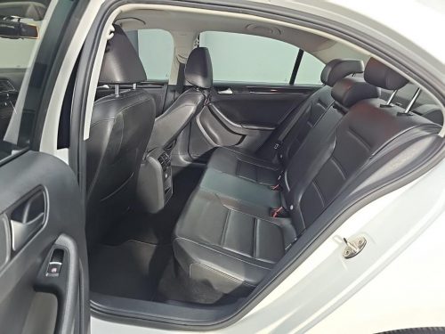 폭스바겐 뉴 제타 2.0 TDI 블루모션 프리미엄 사진 11