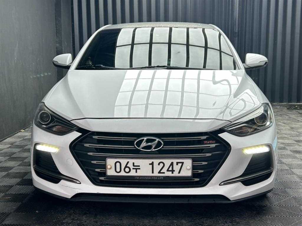 현대 아반떼 AD 1.6 터보 스포츠
