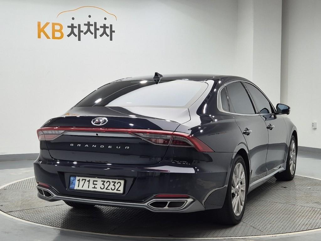 차량사진 2