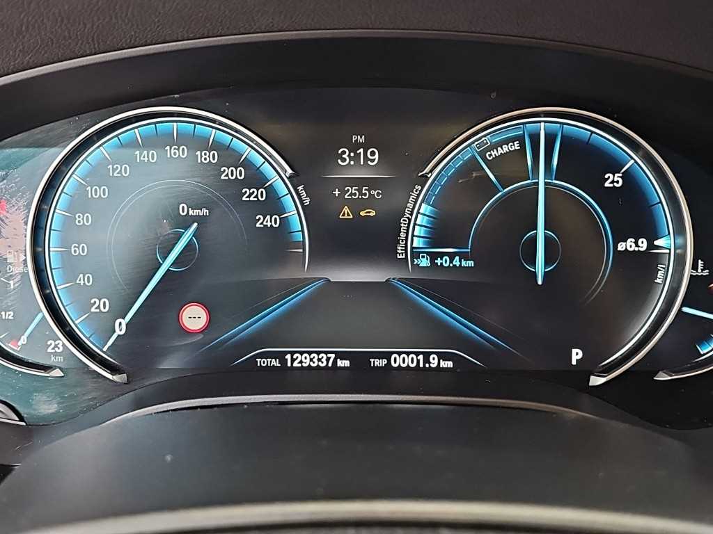 BMW 5시리즈 (G30) 520d M 스포츠 플러스 사진 6