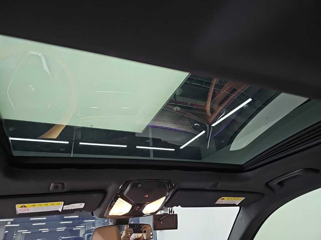 BMW 5시리즈 (G30) 520d M 스포츠 플러스 사진 14
