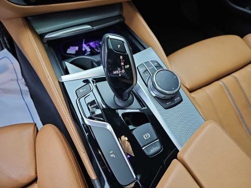 BMW 5시리즈 (G30) 520d M 스포츠 플러스 사진 8