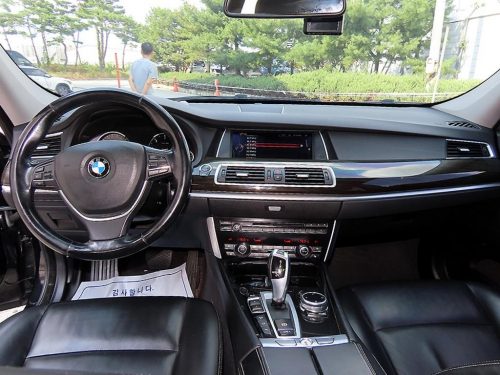 BMW 5시리즈 GT (F07) GT 30d xDRIVE 사진 모두보기