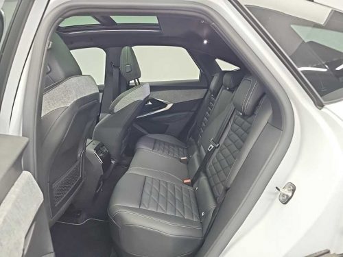 푸조 3008 2세대 1.2 Pure Tech GT 사진 12