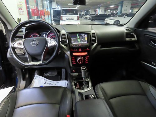 KG모빌리티(쌍용) 티볼리 디젤 2WD 1.6 LX 사진 10