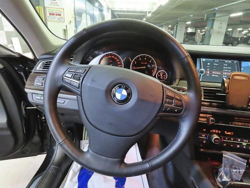 BMW 7시리즈 (F01) 740 사진 8