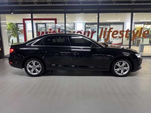 아우디 A4 (B9) 30 TDI 프리미엄 사진 3