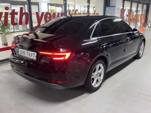 아우디 A4 (B9) 30 TDI 프리미엄 사진 4