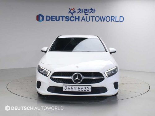 벤츠 A클래스 W177 A220 해치백 사진 3