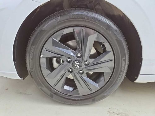 Hyundai Avante Hybrid (CN7) Modern photo 14