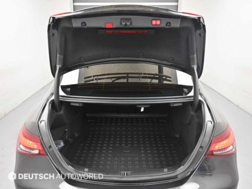 벤츠 E-클래스 W213 E220d 4MATIC AMG라인 사진 19