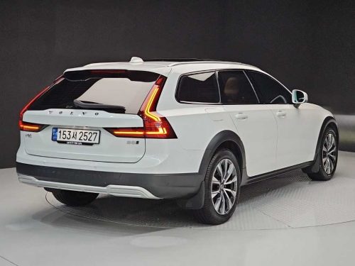 볼보 V90 크로스컨트리 B5 프로 AWD 사진 모두보기