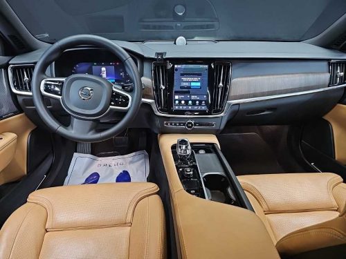 볼보 V90 크로스컨트리 B5 프로 AWD 사진 7