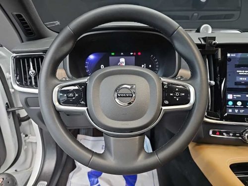 볼보 V90 크로스컨트리 B5 프로 AWD 사진 9