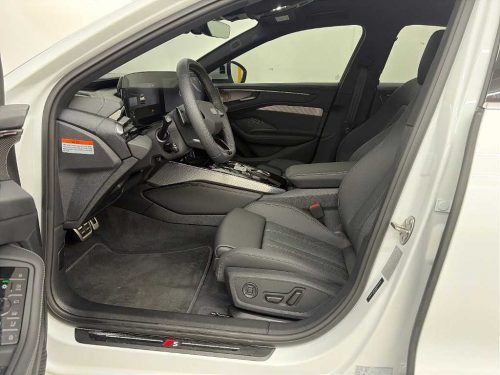 아우디 A6 (C8) 45 TFSI 사진 11
