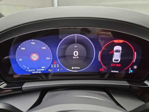 포르쉐 마칸 EV 4S 사진 8