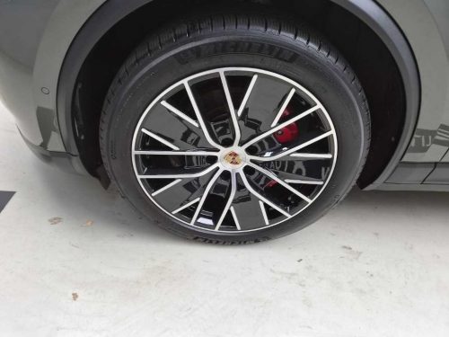 포르쉐 마칸 EV 4S 사진 18