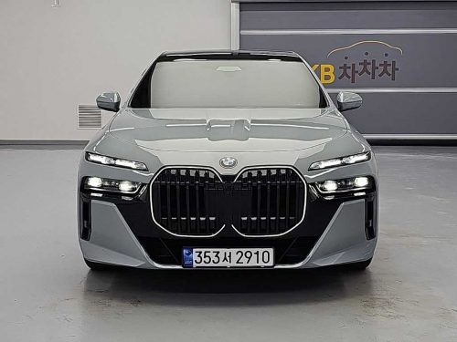 BMW 7시리즈 (G70) 740i sDrive M 스포츠 사진 2