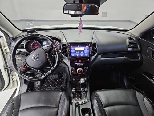 KG모빌리티(쌍용) 티볼리 가솔린 2WD 1.6 LX 사진 모두보기