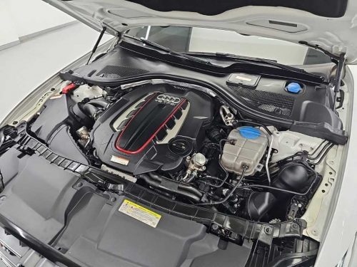 아우디 S6 4.0 TFSI 콰트로 스포츠 디자인 사진 5