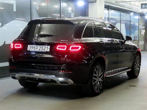 벤츠 GLC클래스 X253 GLC 300 e 4MATIC 사진 4