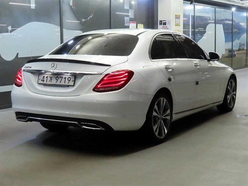 벤츠 C클래스 W205 C220 d 아방가르드 사진 4