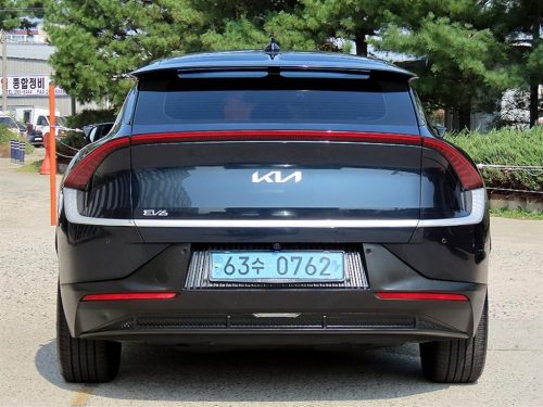 기아 EV6 스탠다드 AWD 사진 4