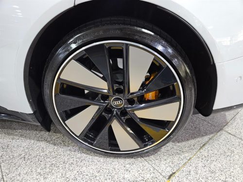 아우디 e-트론 GT GT 콰트로 프리미엄 사진 19