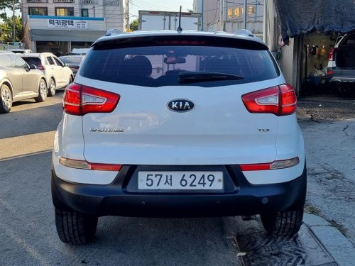 기아 스포티지 R 2WD TLX 사진 4