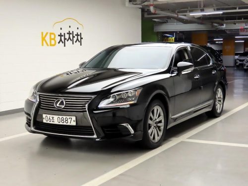 렉서스 LS460 AWD 사진 2