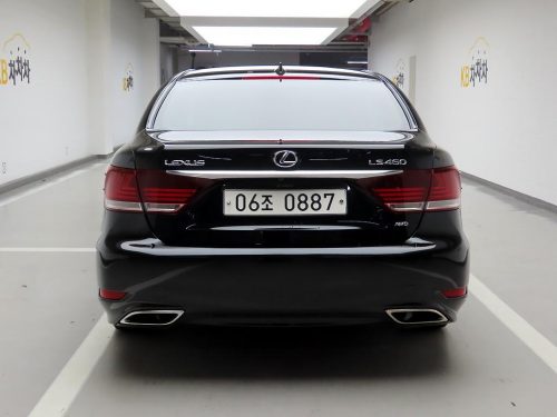 렉서스 LS460 AWD 사진 3