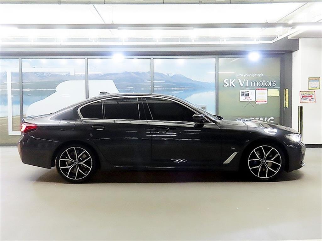 BMW 5시리즈 (G30) 530i M 스포츠 사진 3