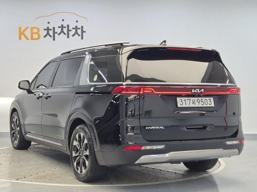 기아 카니발 4세대 디젤 9인승 노블레스 사진 2