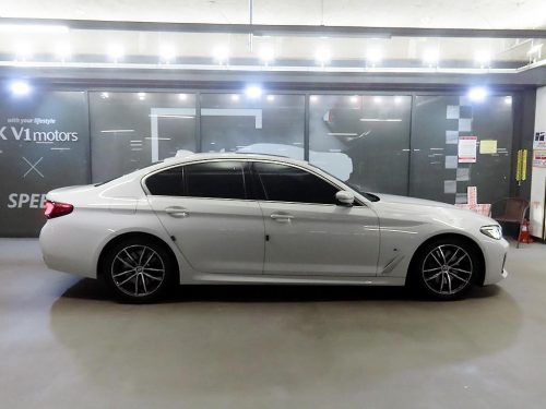 BMW 5시리즈 (G30) 520i M 스포츠 사진 3