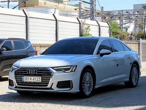 아우디 A6 (C8) 45 TFSI 프리미엄 사진 2