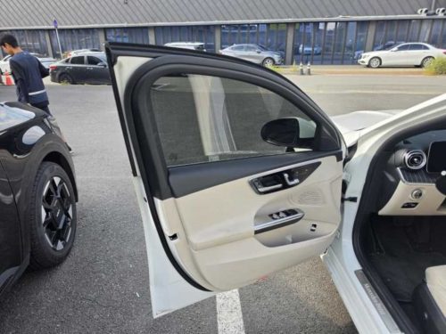 벤츠 C클래스 W206 C200 사진 모두보기
