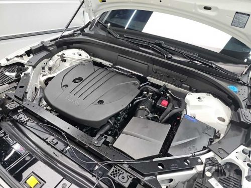 볼보 XC60(2세대) B6 AWD 얼티메이트 브라이트 사진 5