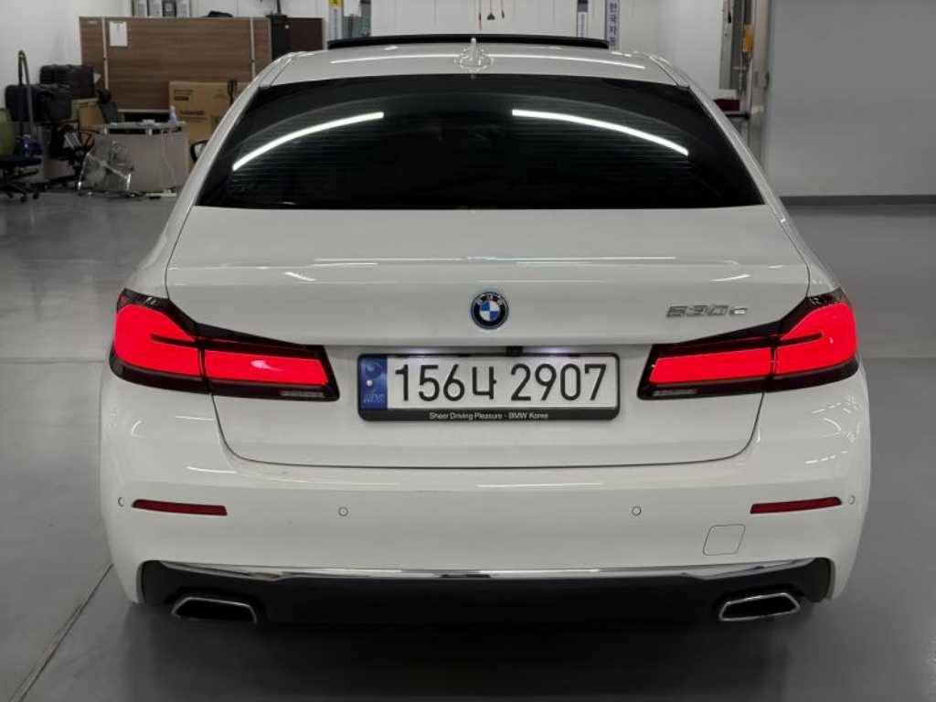 BMW 5시리즈 (G30) 530e 럭셔리 사진 4