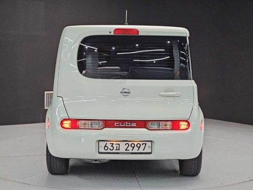닛산 큐브 1.8 S 사진 3