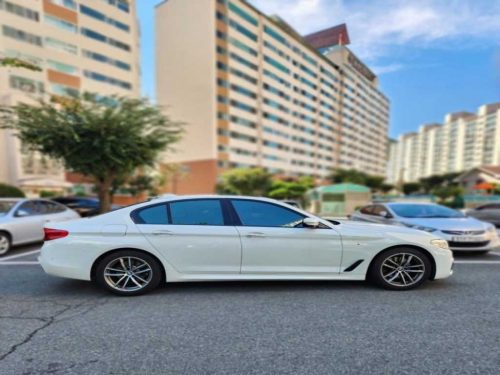 BMW 5시리즈 (G30) 520d M 스포츠 플러스 사진 4