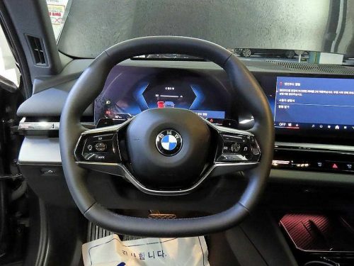 BMW 5시리즈 (G60) 523d xDrive 사진 8