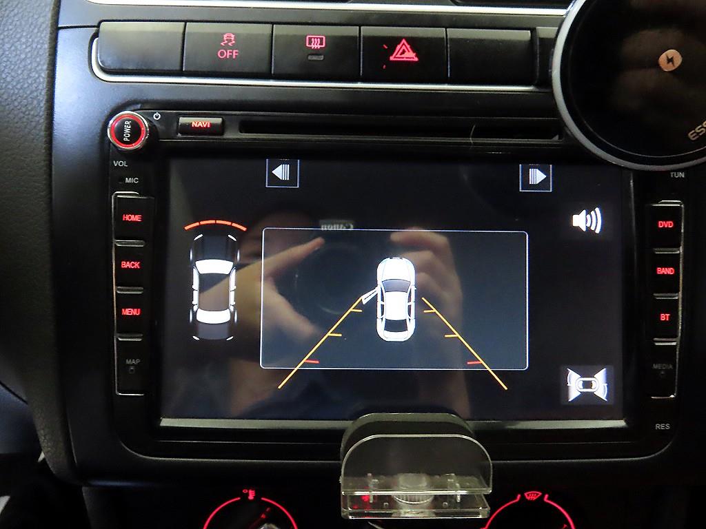 폭스바겐 폴로 1.6 TDI R-LINE 사진 15