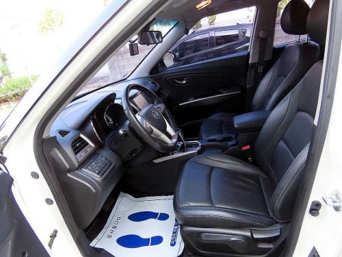 KG모빌리티(쌍용) 티볼리 디젤 2WD 1.6 LX 사진 5