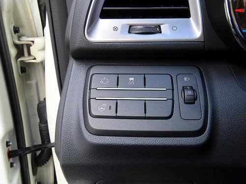 KG모빌리티(쌍용) 티볼리 디젤 2WD 1.6 LX 사진 11