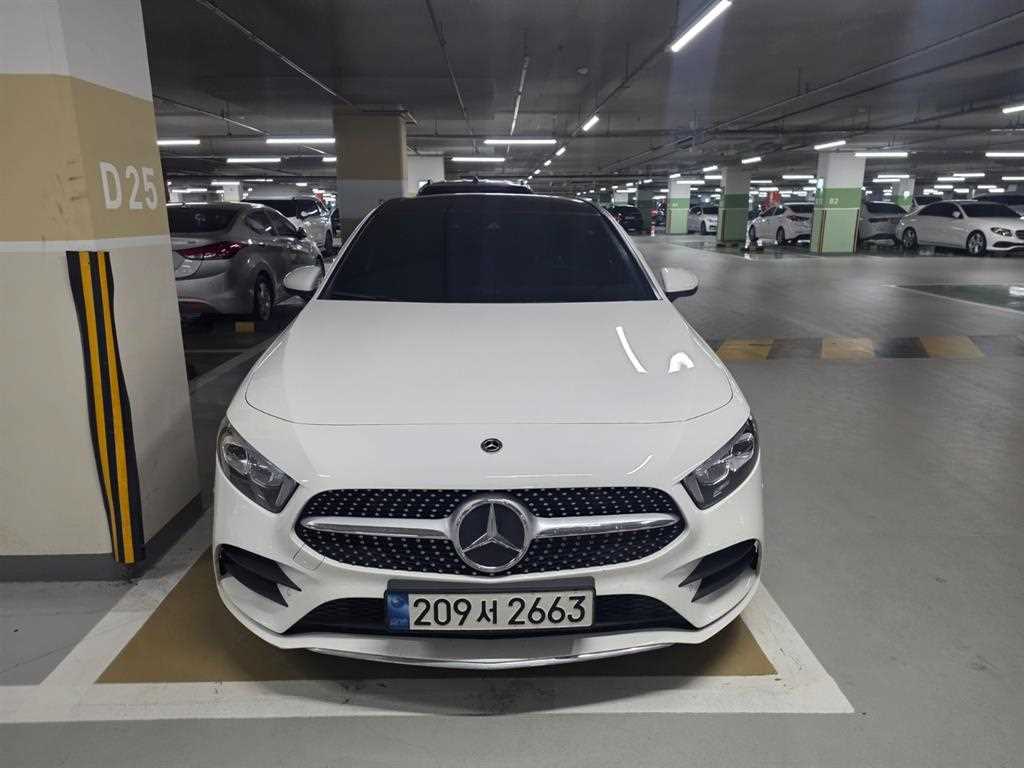 벤츠 A클래스 W177 A250 4MATIC 세단