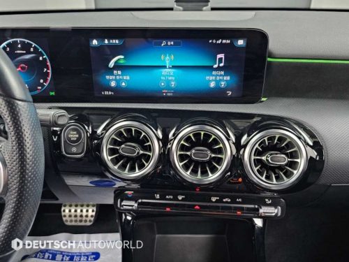 벤츠 A클래스 W177 A250 4MATIC 세단 사진 14
