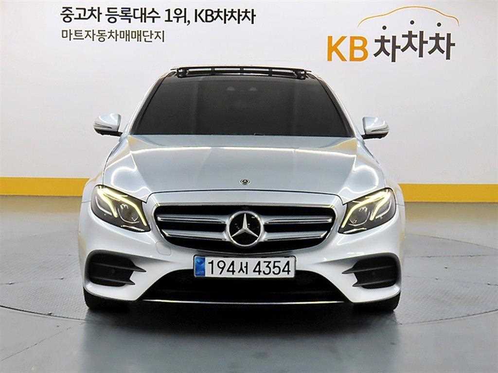 벤츠 E-클래스 W213 E350 4MATIC AMG LINE